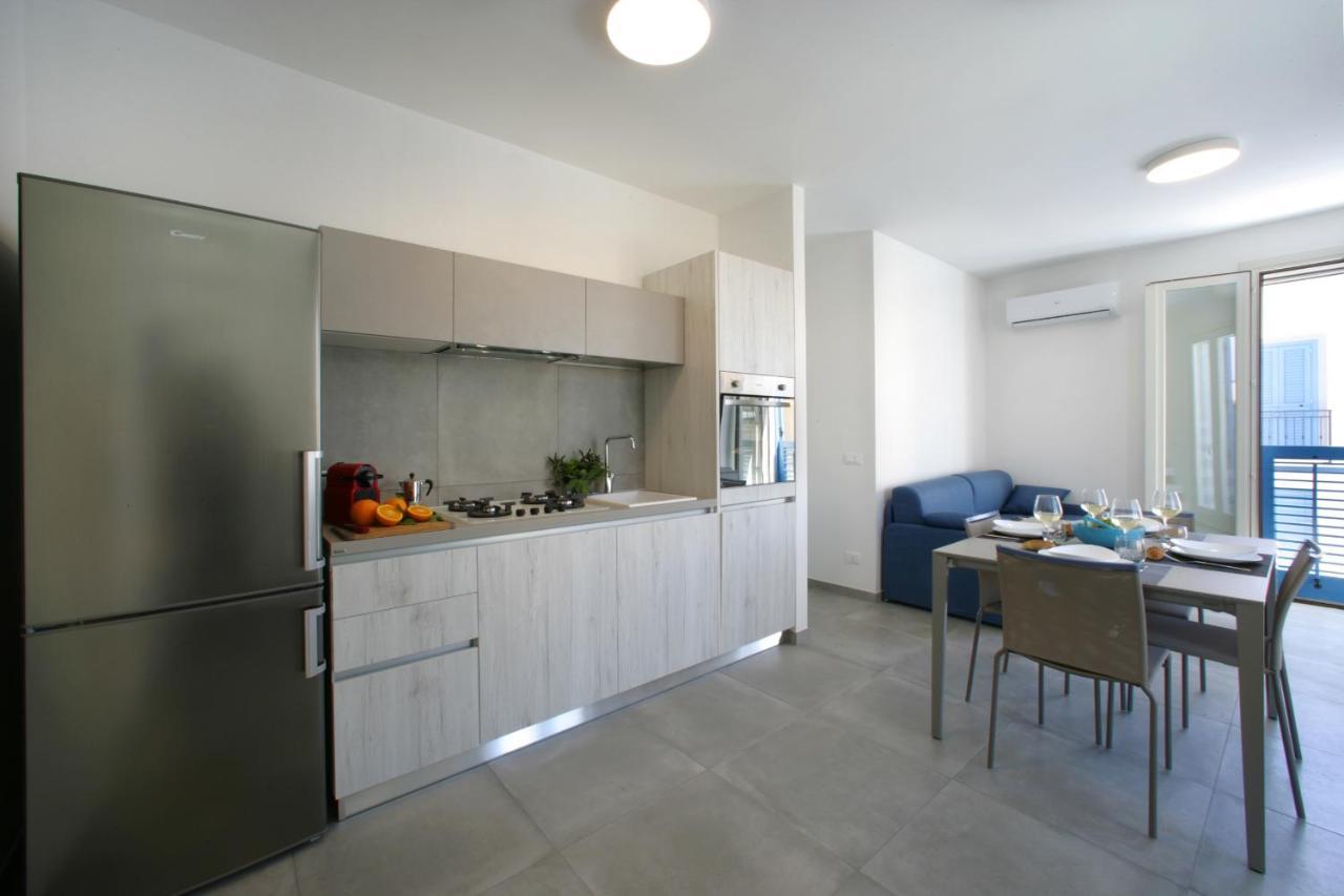 Itaca E Medea - Appartamenti Con Idromassaggio In Terrazza San Vito Lo Capo Exterior photo